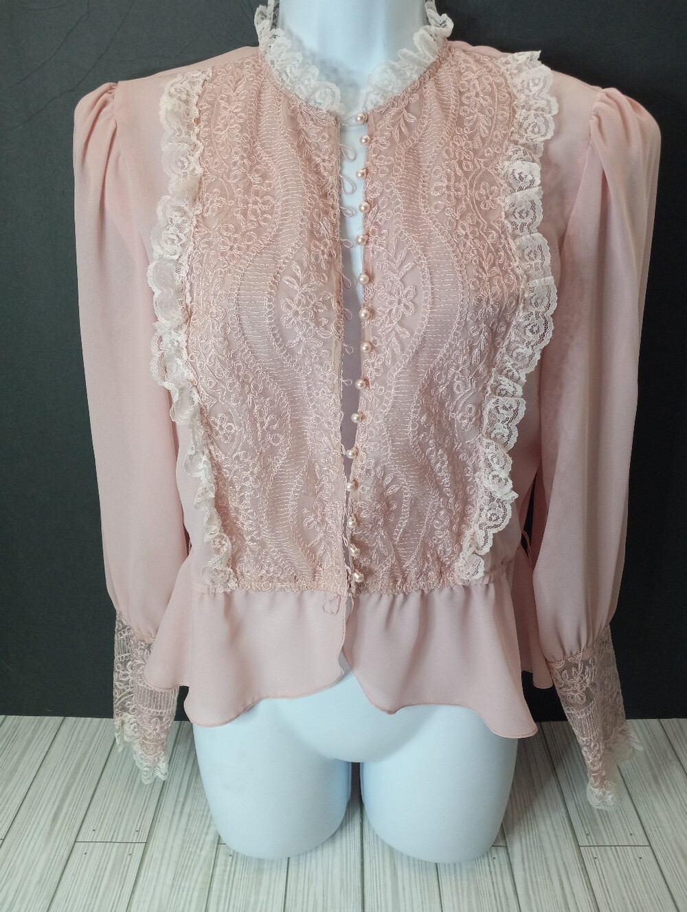 Vintage Elegant Victorian Pink Feminine Coquette Lace Front Peplum Blouse
